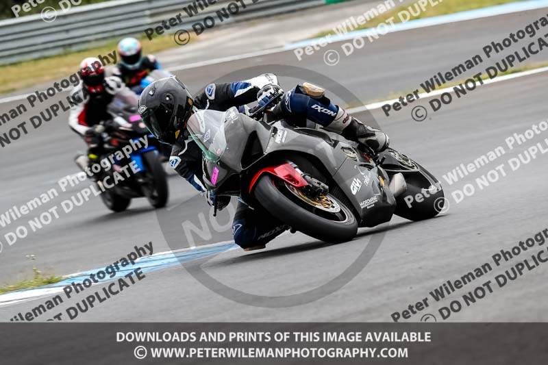 estoril;event digital images;motorbikes;no limits;peter wileman photography;portugal;trackday;trackday digital images